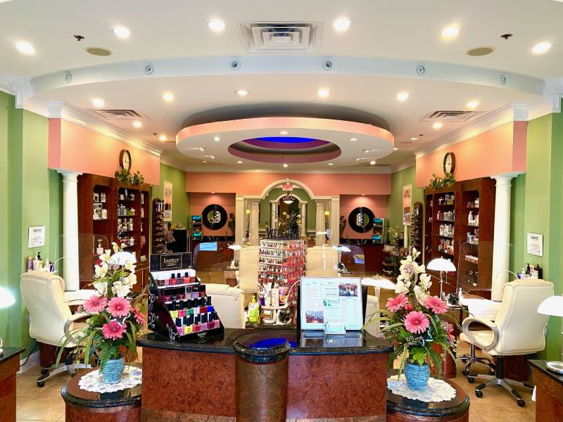 Pure Organic Nails & Spa